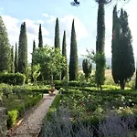 In Mit Gemeinschaftspool- Grill Und Garten By Interhome Apartment *