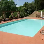 Apartment In Mit Gemeinschaftspool- Grill Und Garten By Interhome